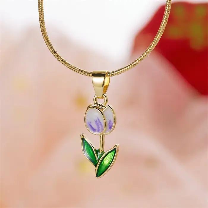 Collier pendentif fleur de tulipe en émail vintage élégant pour femme