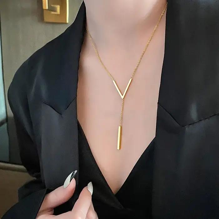 Collier clavicule Long et Sexy en forme de V pour femmes