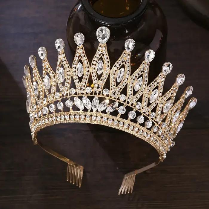 Accessoires de bijoux pour cheveux Couronnes de cristal de style baroque avec peigne Tiaras Couronne de mariage