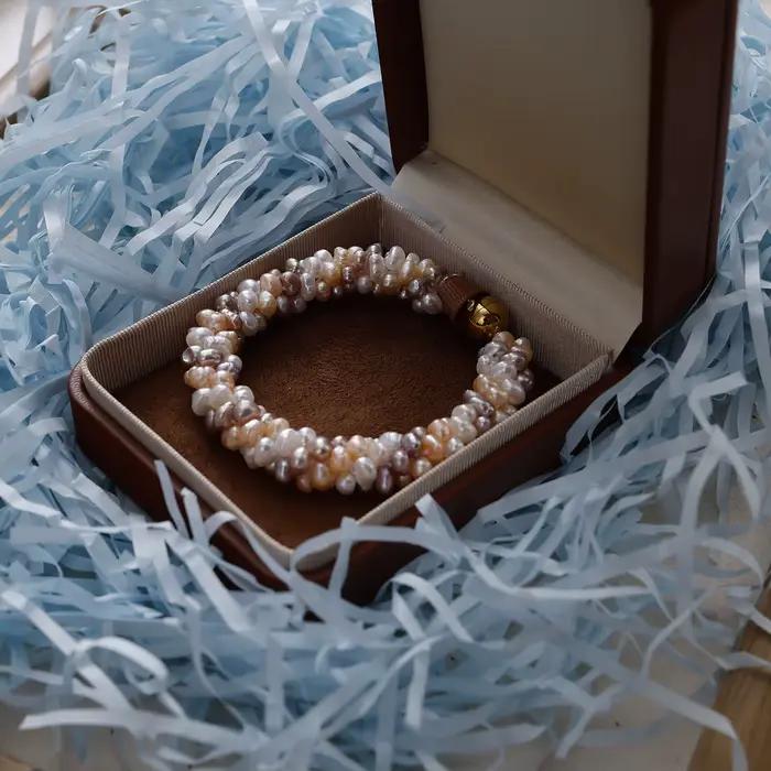 Présentoir à bijoux élégant en velours pour femmes, parfait pour anniversaire, demande en mariage, mariage, cadeaux, utilisation commerciale, voyage et festival