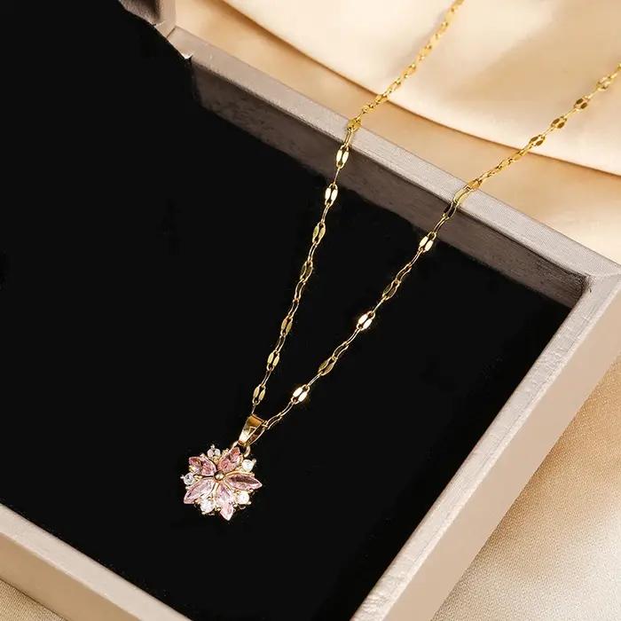 Colliers avec pendentif Sakura rose romantique en acier inoxydable pour femmes