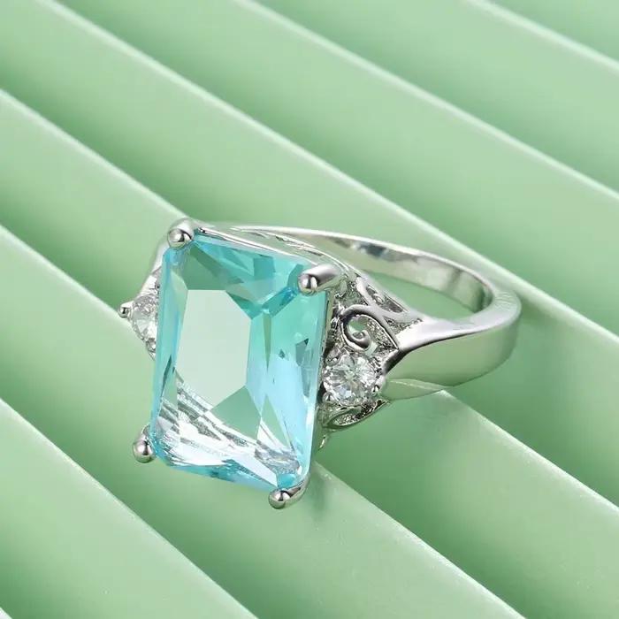 Véritables matiques en argent avec aigue-marine pour femme