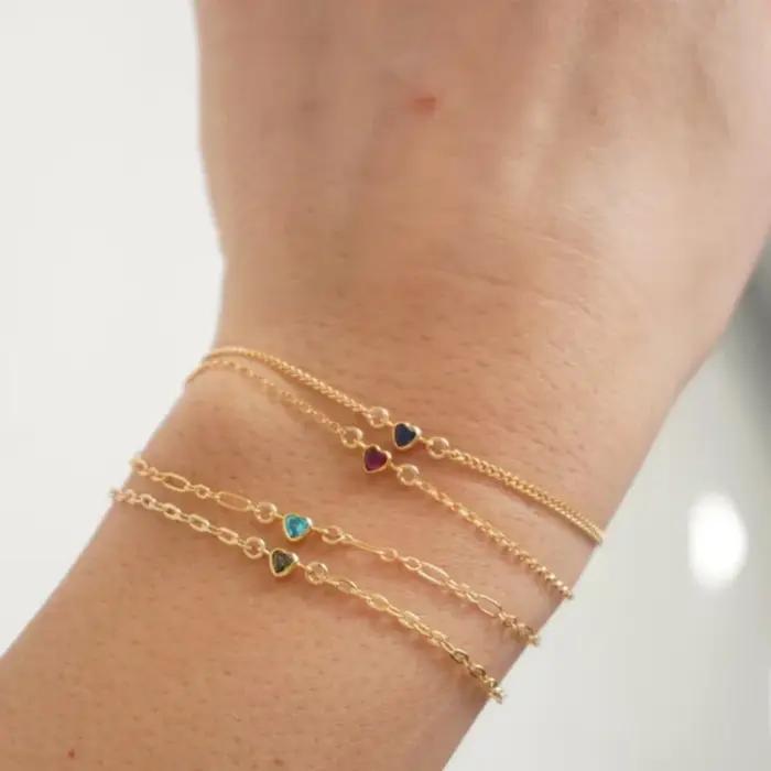 Bracelet Cœur Minuscule en Or Rempli 14 carats avec Pierre de Naissance Personnalisée