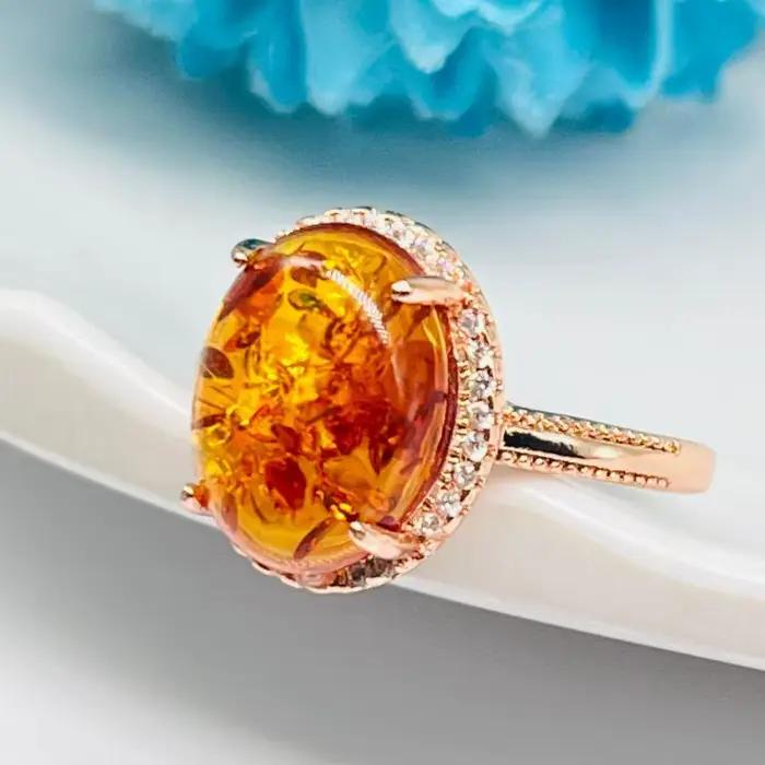 Bague en ambre naturel de la Baltique pour femme, pierre rouge semi-précieuse, bague de cocktail ajustable, bijou pour soirées et occasions spéciales