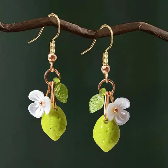 Boucles d'oreilles personnalisées citron en résine avec longue pampille fruits d'été bijoux bohèmes polyvalents pour femmes occasions spéciales