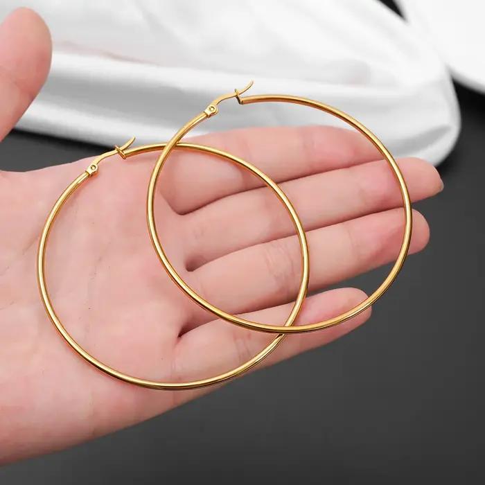 Grandes boucles d'oreilles couleur or pour femmes