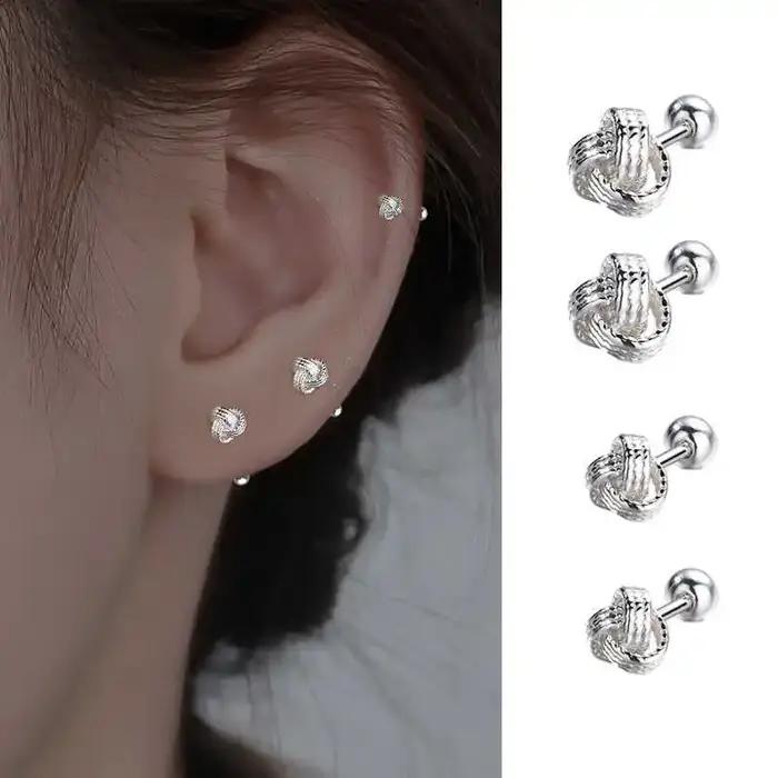Boucles d'oreilles à vis en forme de croix couleur argent