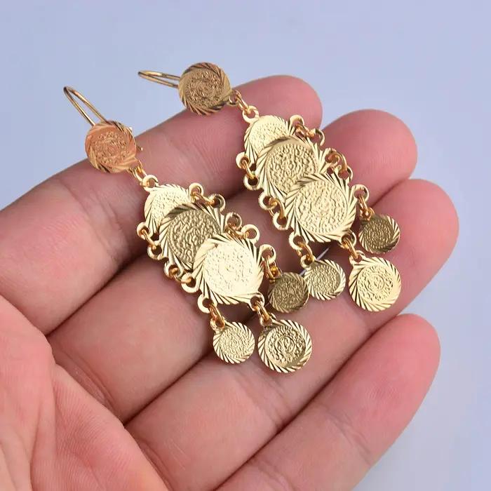 Boucles d'oreilles indiennes en or 24 carats design géométrique pour femmes bijoux de luxe à offrir pour occasions spéciales