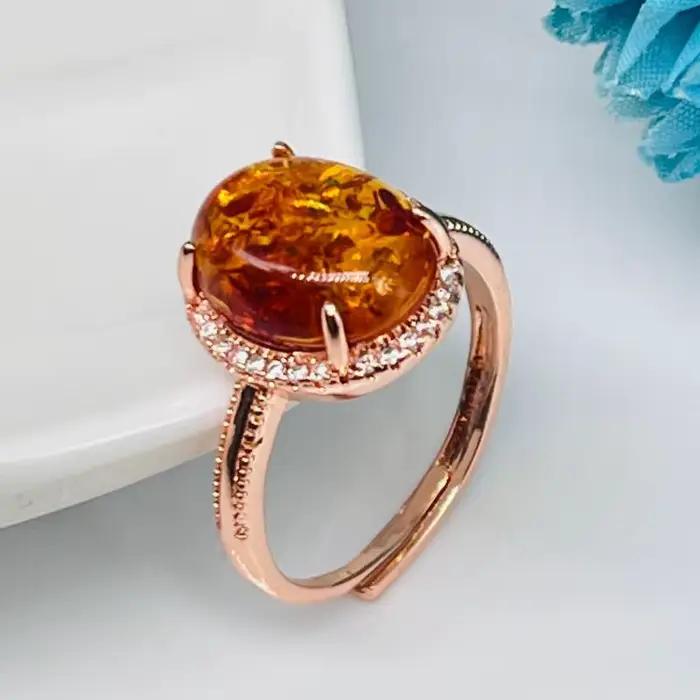 Bague en ambre naturel de la Baltique pour femme, pierre rouge semi-précieuse, bague de cocktail ajustable, bijou pour soirées et occasions spéciales