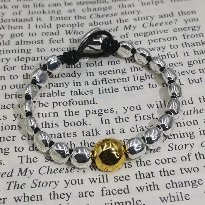 Bracelet de perles rondes irrégulières