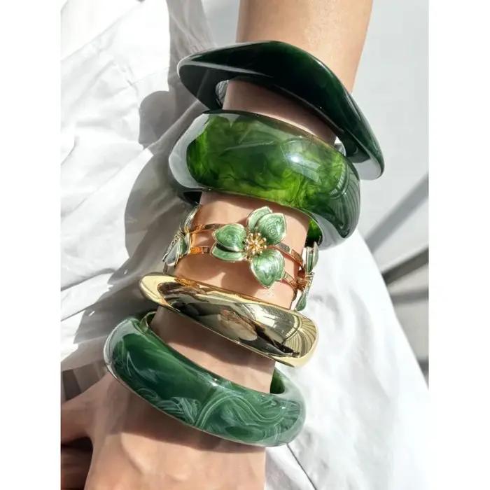 Bracelet rétro exagéré en métal irrégulier