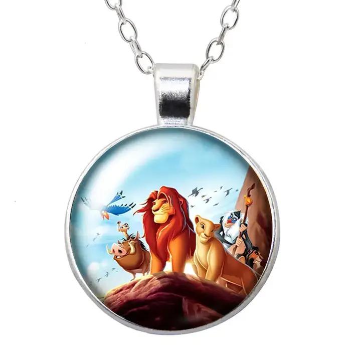 Collier avec pendentif en verre rond