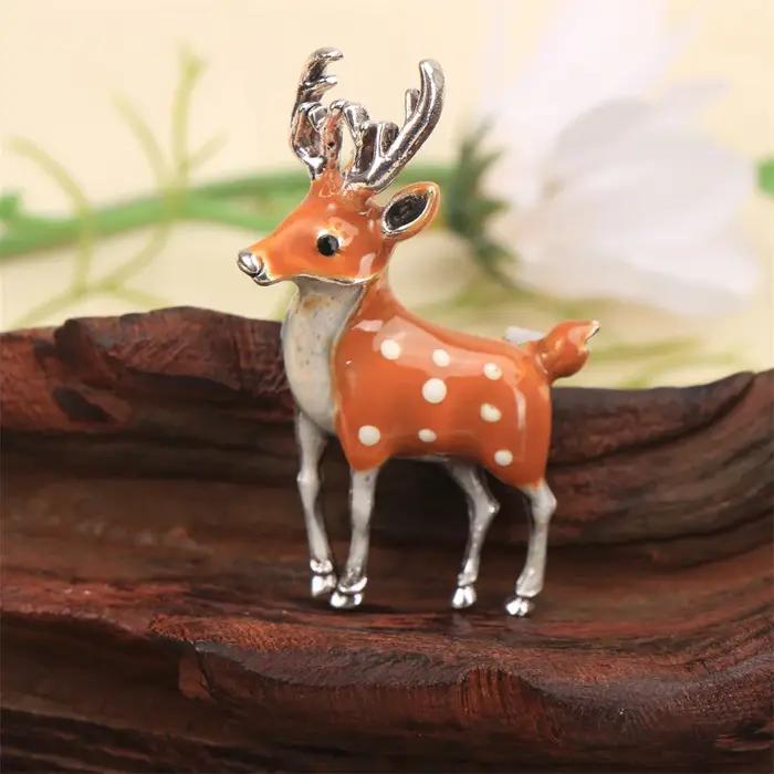 Broche de luxe baroque avec motif cerf sika élégante pour hommes et femmes occasions spéciales mariage cérémonie événements