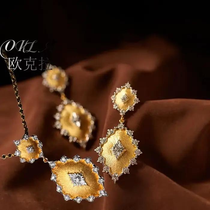 Ensembles de bijoux rétro plaqués or, pendentifs géométriques en zircone cubique, colliers/boucles d'oreilles pour femmes occasions spéciales