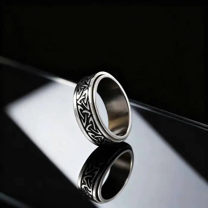 Bague rune à nœud celtique vintage pour hommes, bague rotative en acier inoxydable, bijou punk moderne et robuste pour occasions quotidiennes et spéciales
