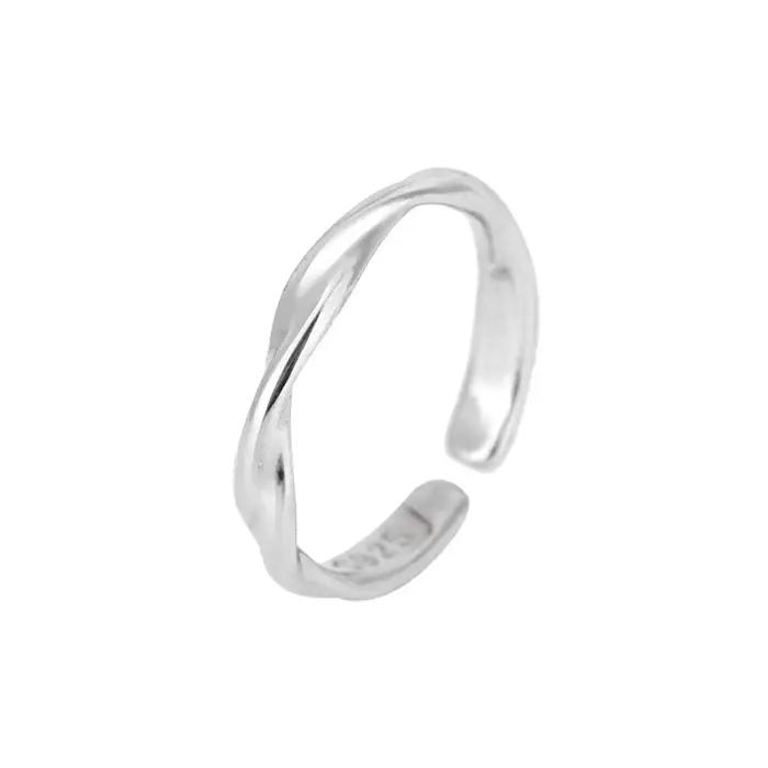 Bague en argent sterling 925 pour femmes élégante et moderne à la mode pour parties et occasions spéciales