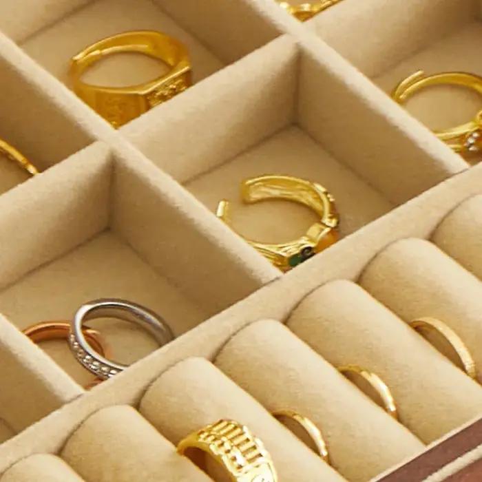 Boîte à bijoux en bois et verre de luxe pour rangement et exposition de colliers bracelets boucles doreilles pour femmes occasions spéciales
