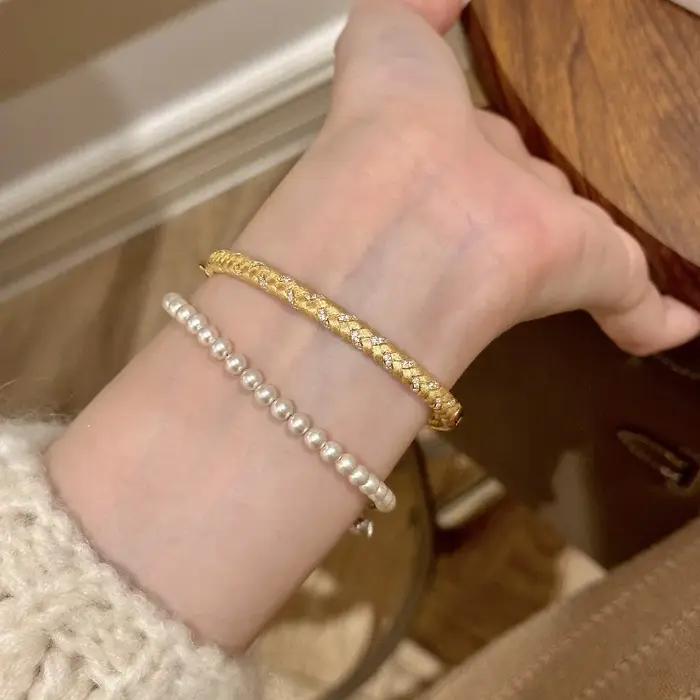 Bracelet tissé brossé de style doux vintage pour femme