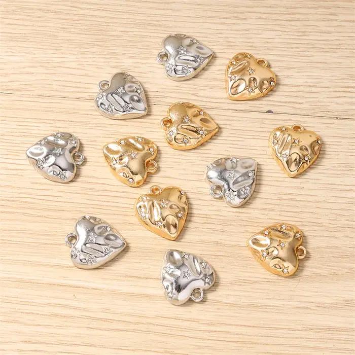 8 pièces de pendentifs en forme de cœur en alliage de cristal mignons de 17x18mm pour la fabrication de bijoux