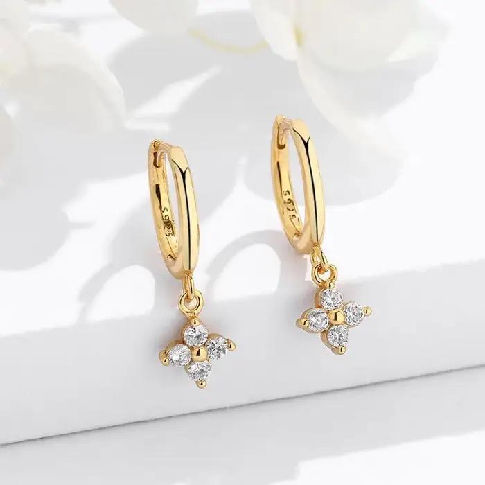 ANENJERY Zircon fleur pendentif boucles d'oreilles pour femmes Simple mode Huggies bijoux aretes