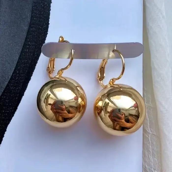 Boucles d'oreilles Vintage à grande boule ronde pour femmes, concises, quotidiennes, bijoux à la mode, accessoires d'anniversaire de mariage, cadeau parfait