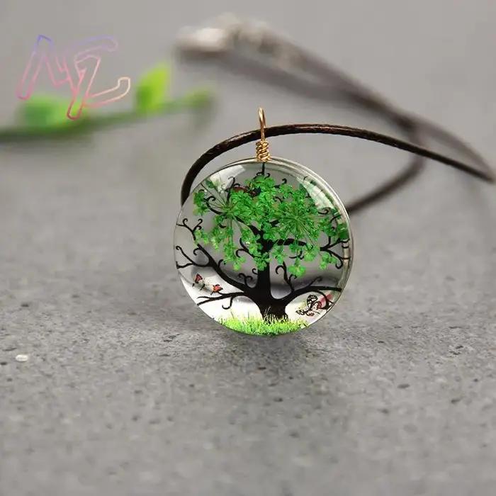 Collier pendentif arbre de vie en cristal