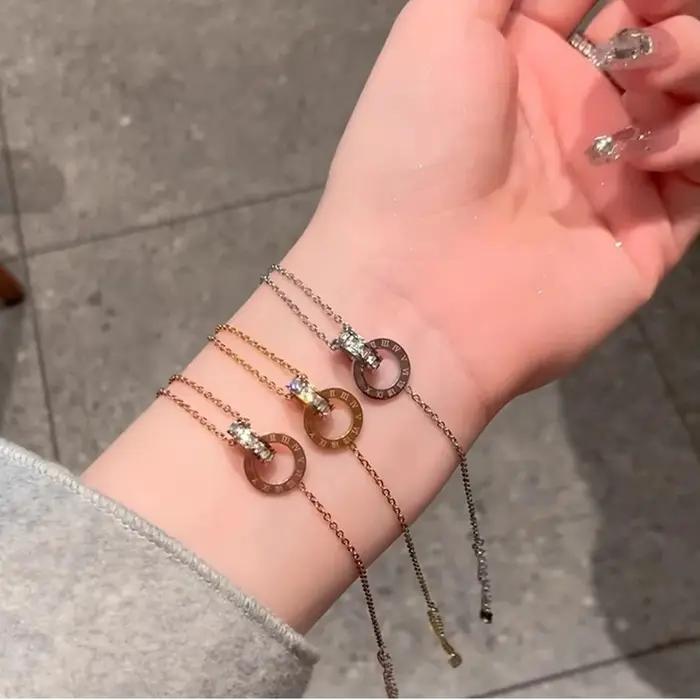 Femmes classiques chiffres romains bijoux ensemble en acier inoxydable polyvalent simple collier quotidien bracelet boucles d'oreilles accessoire