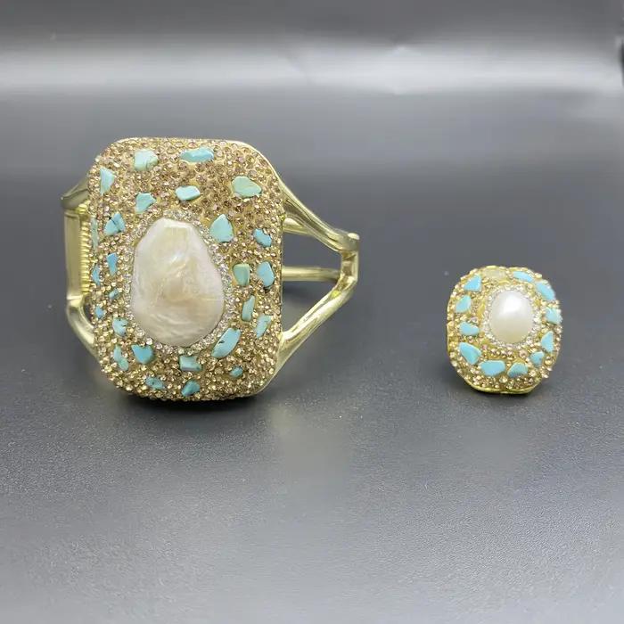 Bijoux en perles d'eau douce naturelles avec strass
