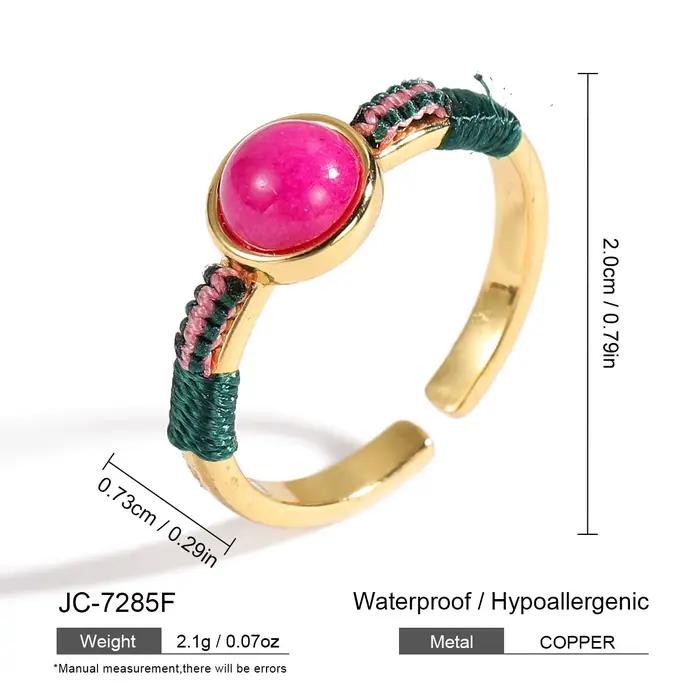 Bague en or plaqué 18 carats avec pierre rose exquise, design en fil tissé à la main, bijoux durables et hypoallergéniques pour femmes