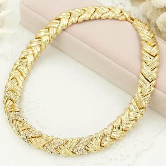 Mode mariée dubaï couleur or ensembles de bijoux pour femmes Costume collier boucles d'oreilles mariage nigérian