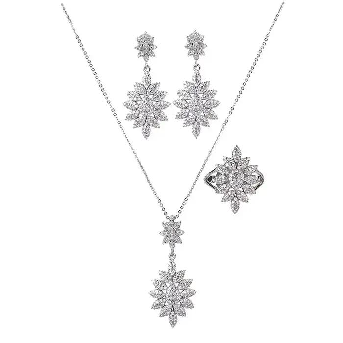 HADIYANA ensembles de bijoux breloques élégantes cadeau collier boucles d'oreilles et bague 3 pièces ensemble