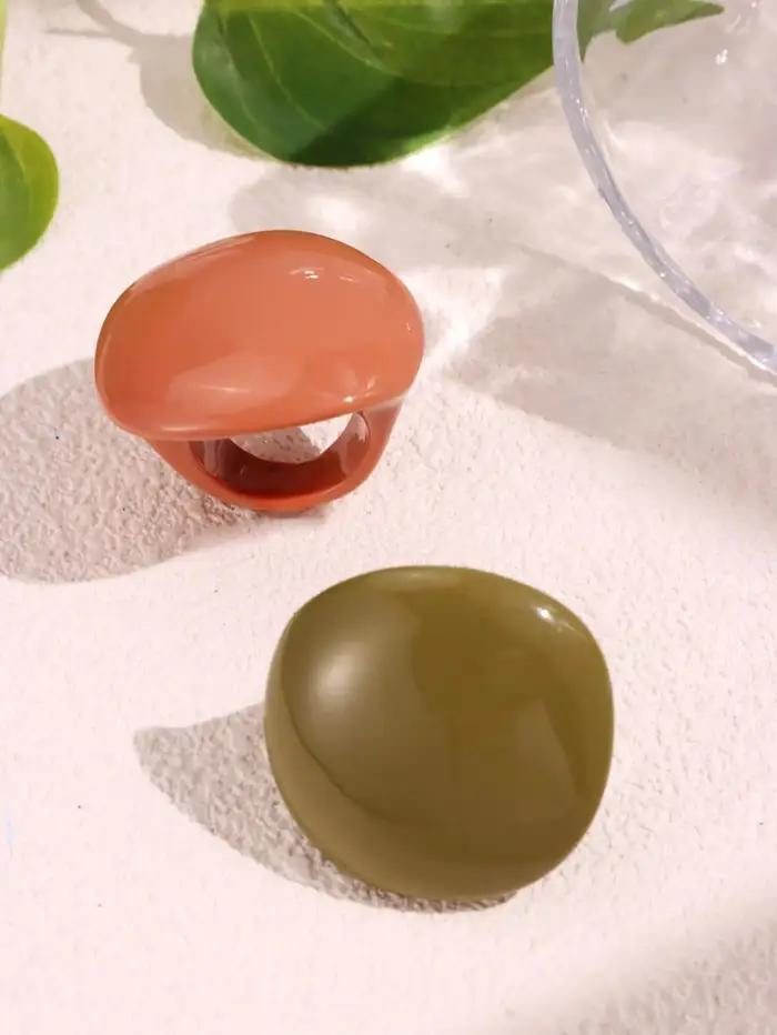 Ensemble de bagues géométriques minimalistes polyvalentes en résine noire