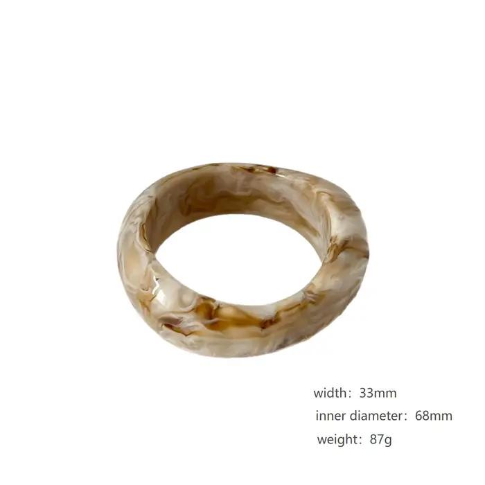 Bracelet en résine avec motif géométrique pour femmes et filles, élégant et moderne pour toutes les occasions spéciales