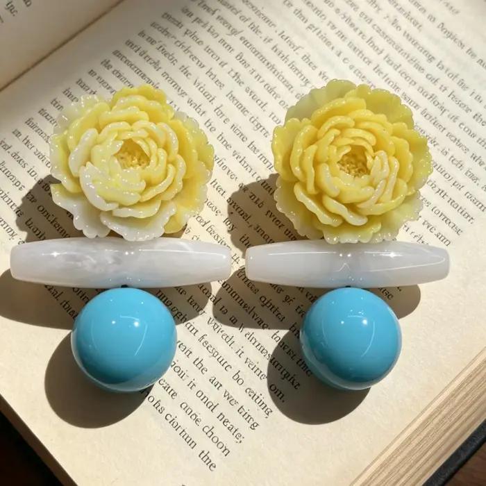 Boucles d'oreilles pour femmes en résine, motif pivoine, avec fleurs jaunes dégradées, billes rondes