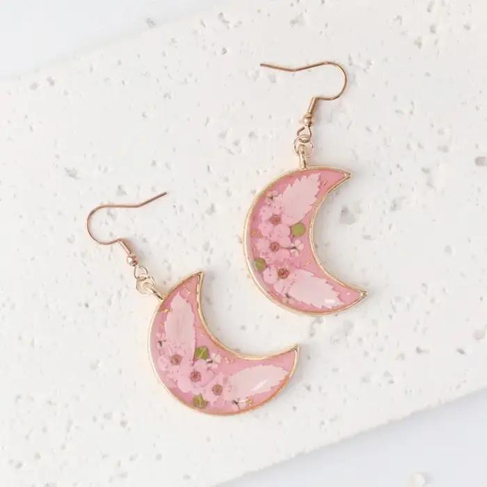 Boucles d'oreilles en résine époxy avec fleurs pressées personnalisables, bijoux naturels et élégants pour femmes occasions spéciales