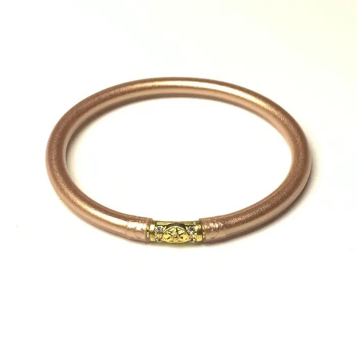Bracelets tibétains magiques pour femmes, chargés d'énergie positive, finitions métalliques diverses, idéaux pour les occasions spéciales et le quotidien