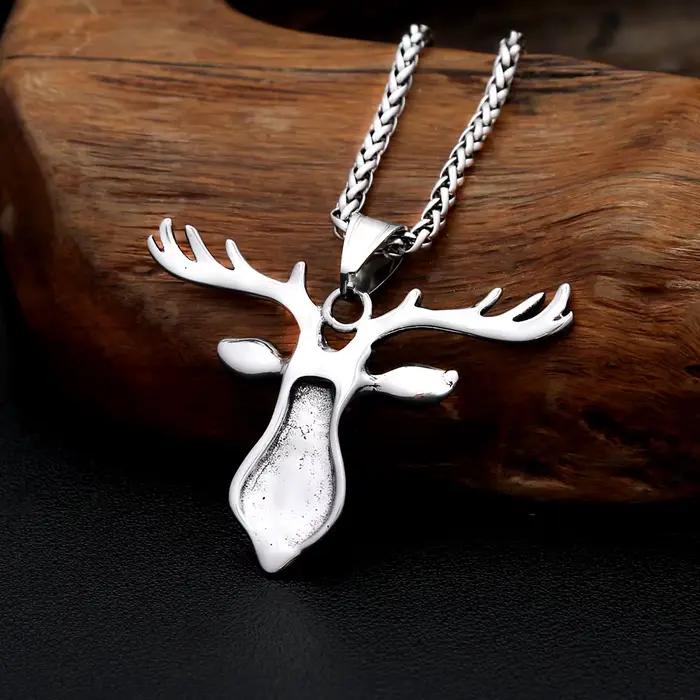 Collier pendentif tête de renne vintage en acier inoxydable incrusté de pierres précieuses artificielles pour homme, bijou de mode urbaine, cadeau