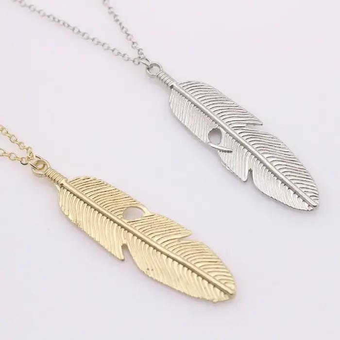 Collier à pendentif en plumes pour femmes