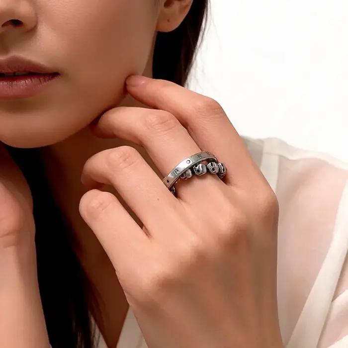 Bague crâne, amour