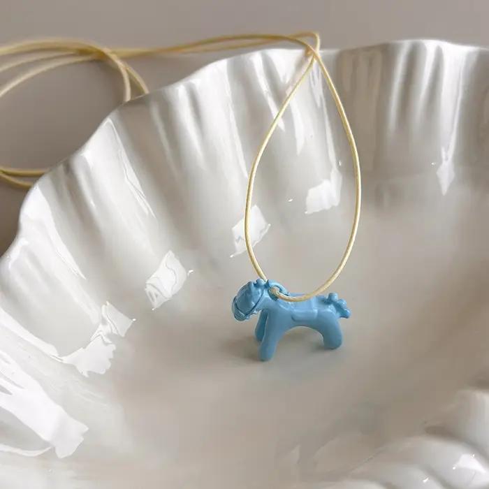 Collier avec pendentif cheval coloré émaillé 3D pour femmes
