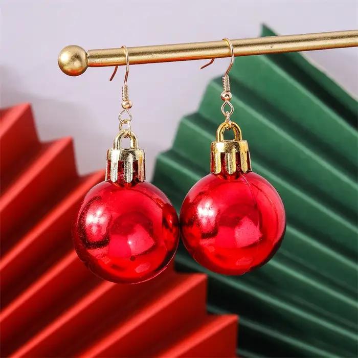 Boucles d'oreilles boule de noël à la mode pour femmes et filles