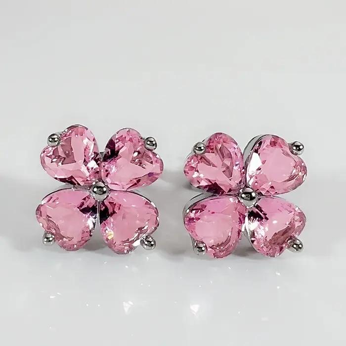 Boucles d'oreilles trèfle en cristal classiques pour femmes