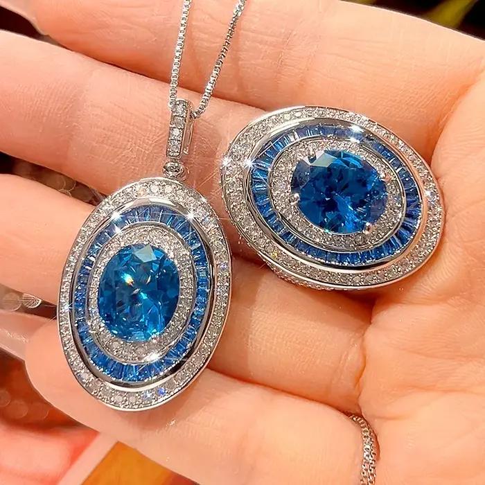 Bague ovale de luxe en saphir bleu réglable