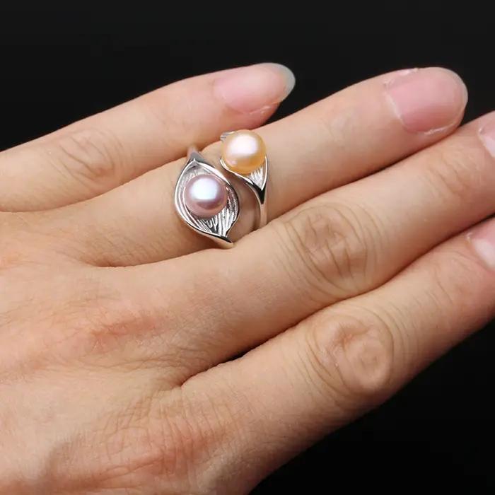 Bague en perles d'eau douce naturelles noires et blanches pour femmes