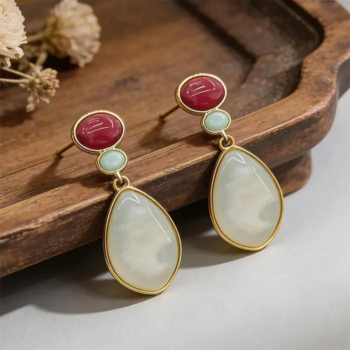 Boucles d'oreilles pendantes vintage au nouveau design
