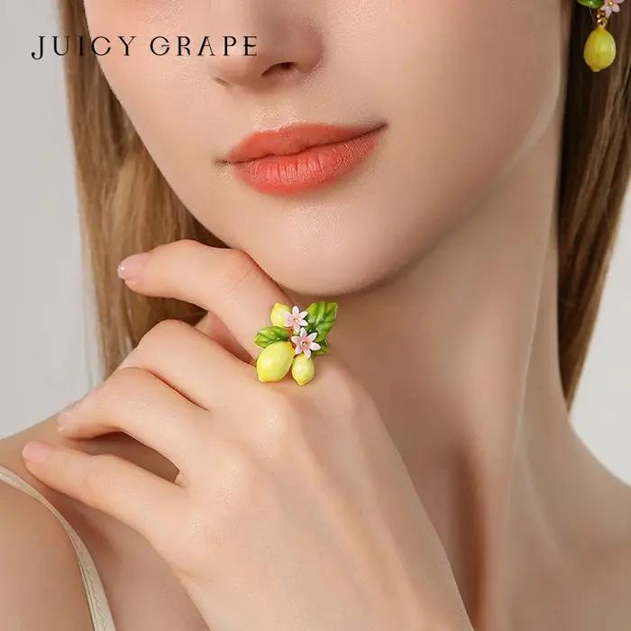 Bague ajustable plaquée or motif raisin juteux pour adolescentes