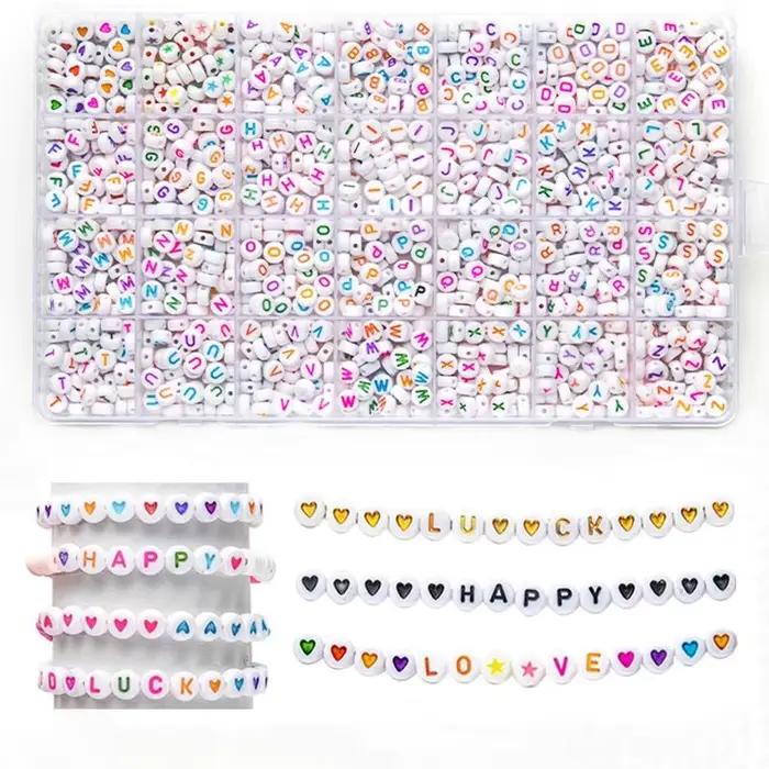 Kit de fabrication de bracelets d'amitié, 1400 pièces, perles de lettres assorties, perles de l'alphabet, perles Preppy, Kit de fabrication de bijoux avec étui à perles