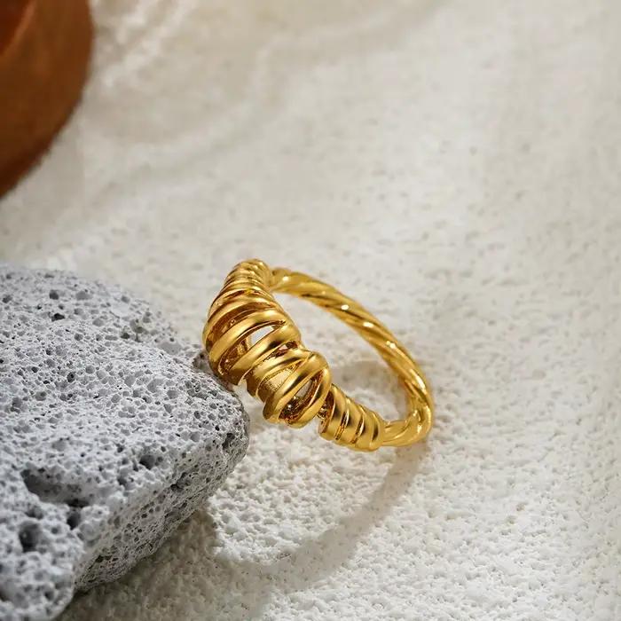 Bague de mariage Hip-hop en forme de croissant épais, en fil métallique torsadé, géométrique et originale, en acier inoxydable, bijoux pour femme