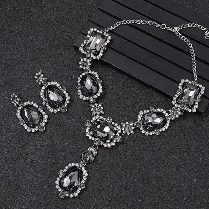 Boucles d'oreilles et collier ras du cou en biscuits cristal pour dames