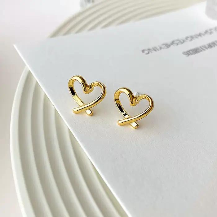 Boucles d'oreilles en forme de cœur pour femmes, bijoux de qualité, accessoires de fête, charme princesse, 2022